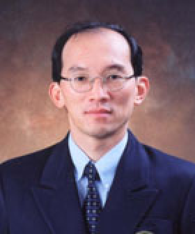 Portrait of Phanuwat Suriyachat